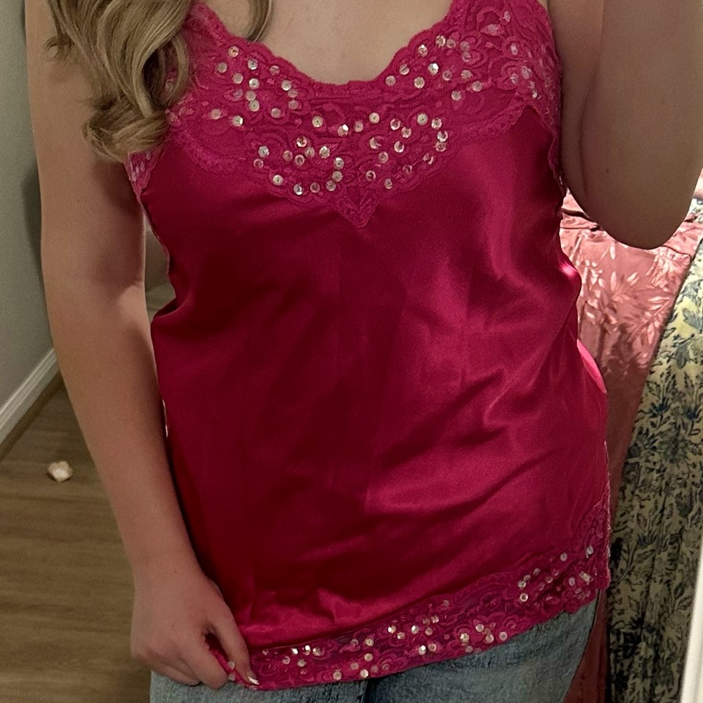 Vintage Y2K 2000s pink lacy top